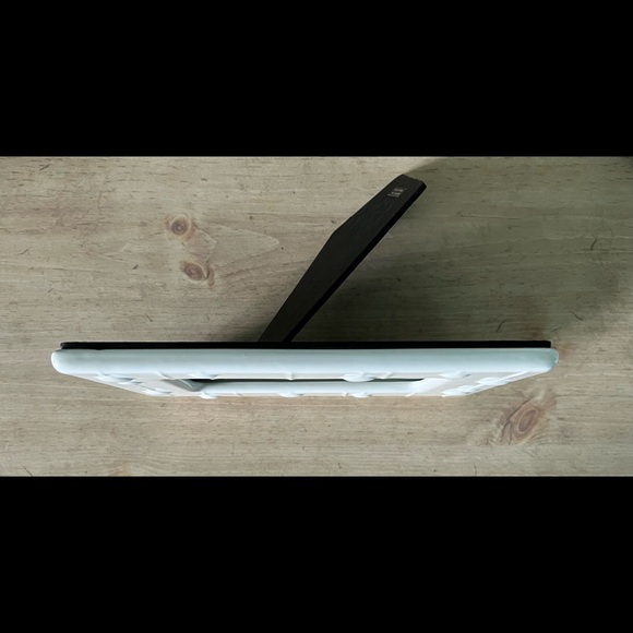 4 x 6 White Textured Picture Frame - Picture 4 of 6